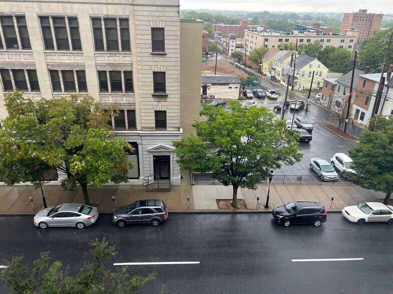 More Photos Of 1 E Broad St, Bethlehem Medical For Sale