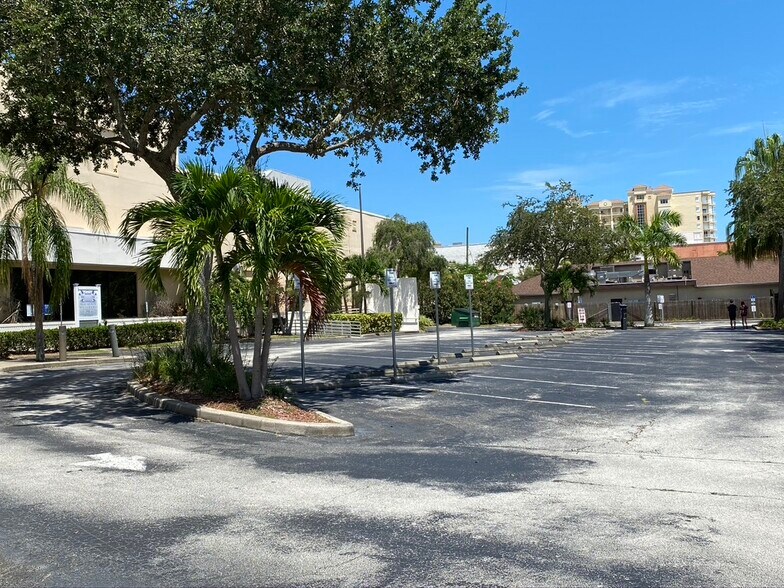 More Photos Of 430 Brevard Ave, Cocoa Office For Sale