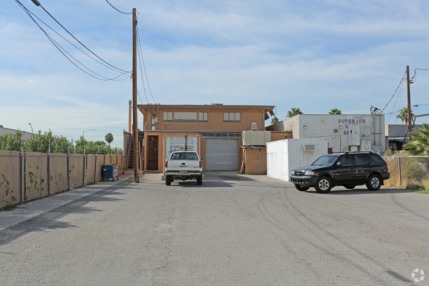 More Photos Of 1623-1625 Fremont St, Las Vegas Storefront Retail Office For Sale