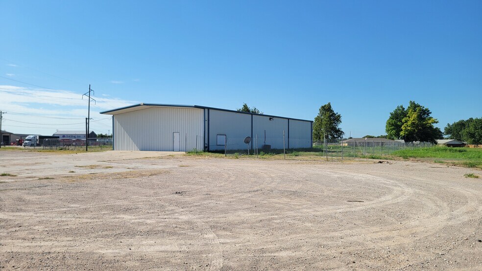 More Photos Of 14210 Highway 177, Shawnee Freestanding For Sale