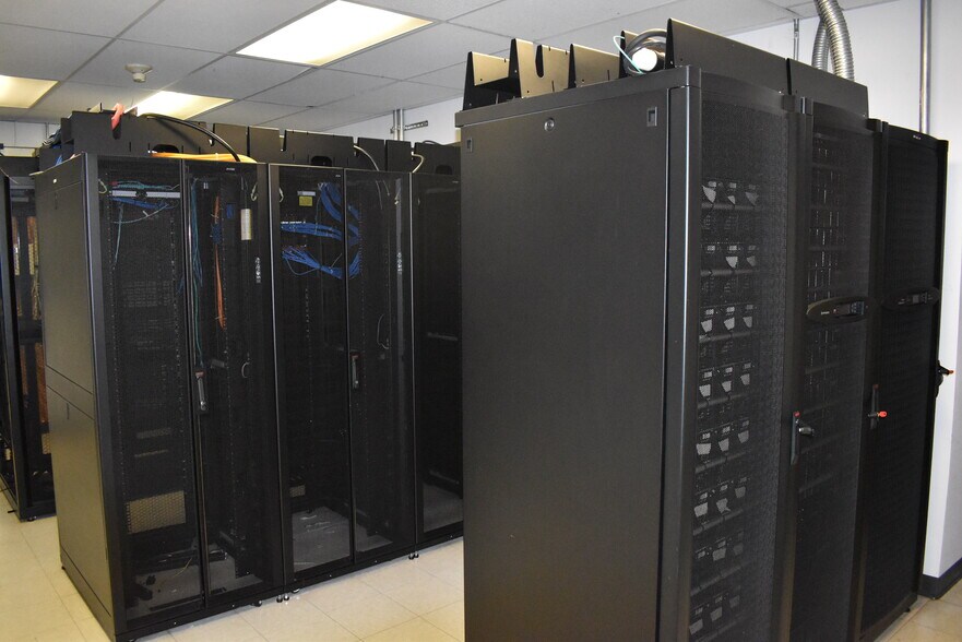 More Photos Of 13230 Lochridge Blvd, Covington Office For Sale