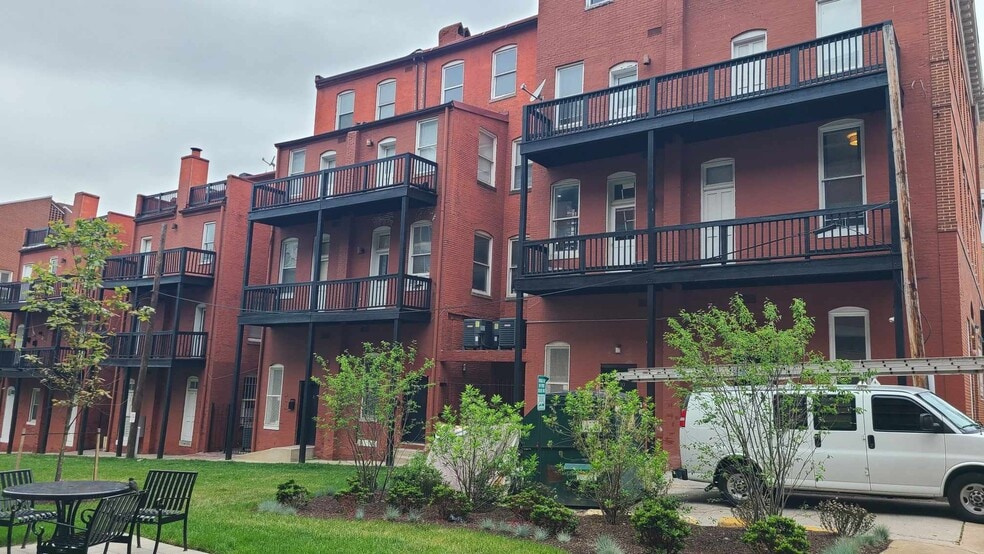 More Photos Of 617-631 W Lexington St, Baltimore Apartments For Lease