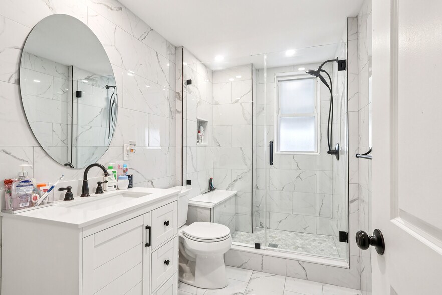 More Photos Of 1600 Hamilton Ave, Hamilton Storefront Retail Residential For Sale