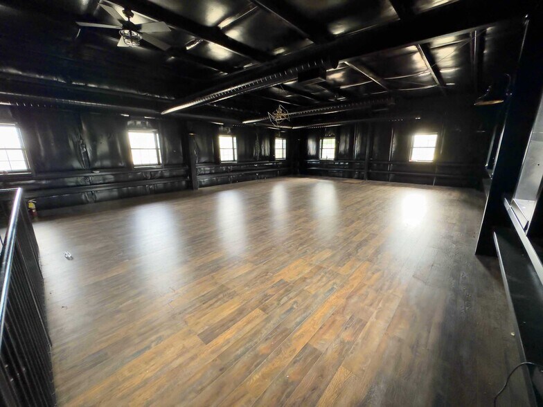 More Photos Of 3496 Peachtree Pky, Suwanee Service For Lease