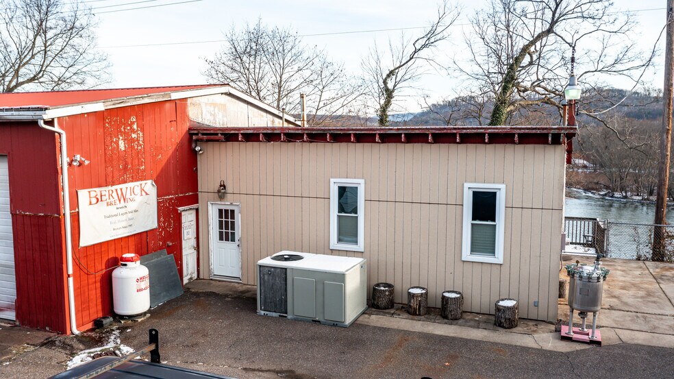 More Photos Of 328 W Front St, Berwick Restaurant For Sale