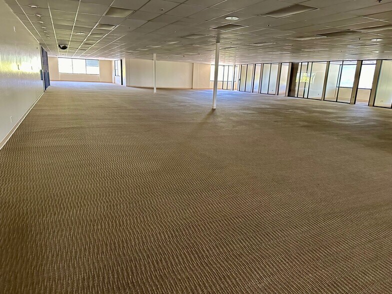 More Photos Of 5000 Park Rd, Benicia Manufacturing For Lease