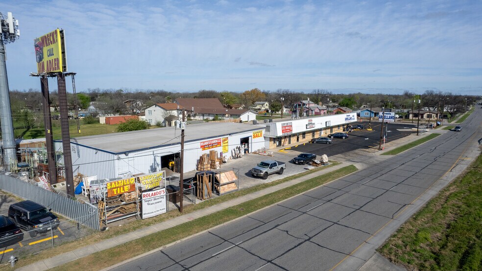 More Photos Of 4407 I-35 Fwy, San Antonio Unknown For Lease