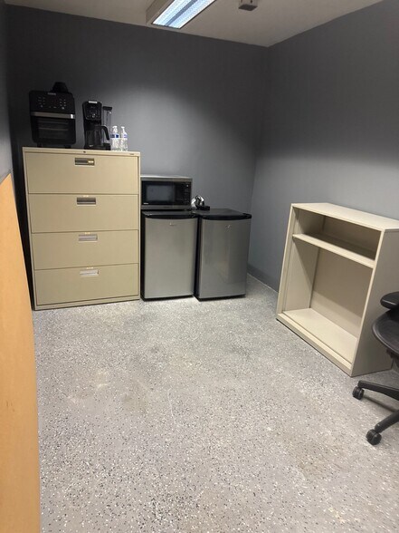More Photos Of 3402 Belair Rd, Baltimore General Retail For Sale