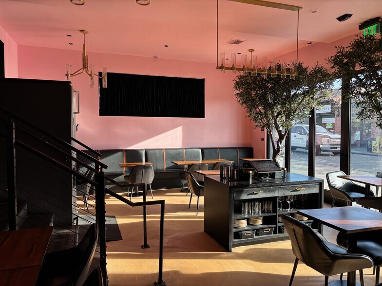 More Photos Of 1329 Gilman St, Berkeley Restaurant For Lease