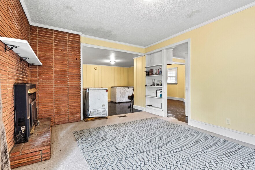 More Photos Of 1190 S NC 16 Business Hwy, Stanley Flex For Sale