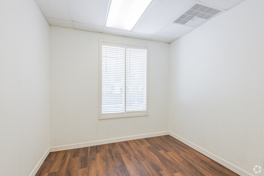 More Photos Of 9276 Greenback Ln, Orangevale Medical For Sale