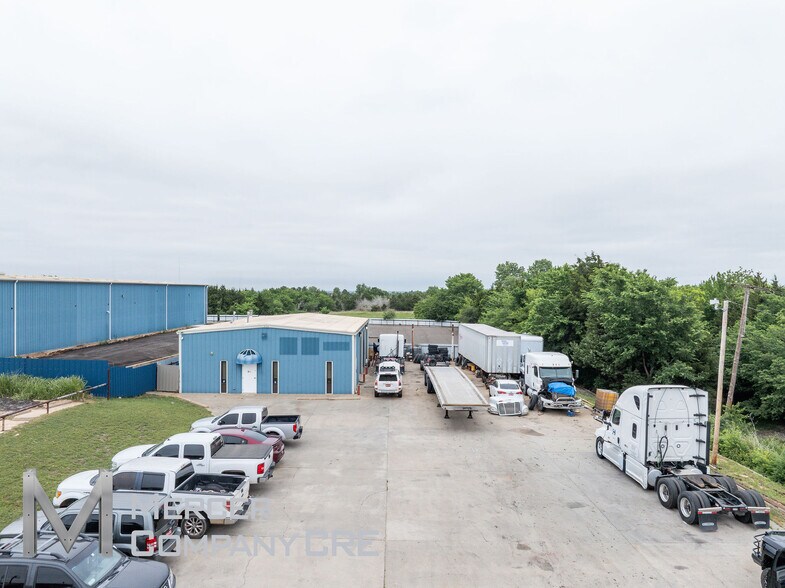 More Photos Of 3035 NE 23rd St, Oklahoma City Industrial For Sale