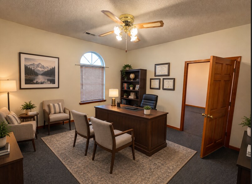 More Photos Of 121 E Broadway Blvd, Sedalia Office For Lease