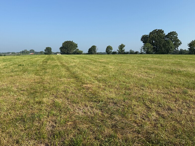 More Photos Of 680 Tickridge Rd. (20+/- Acres), Silex Land For Sale
