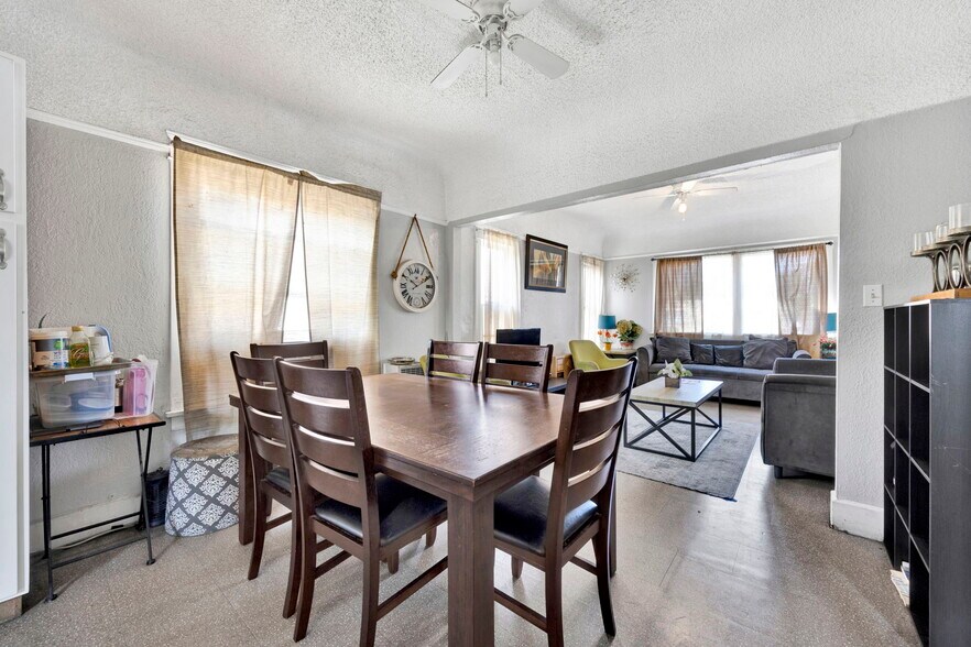 More Photos Of 1166 W 39th Pl, Los Angeles Apartments For Sale