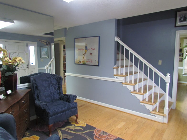 More Photos Of 10027 Us-70 Hwy, Clayton Office For Lease