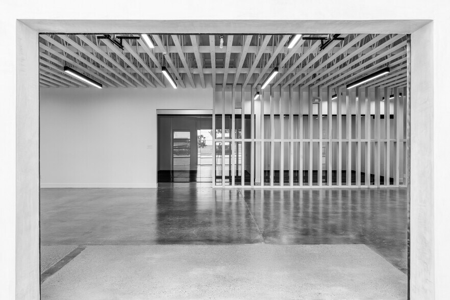 Primary Photo Of 1622 N Highland Ave, Los Angeles Loft Creative Space For Lease