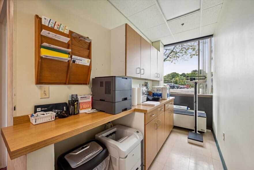 More Photos Of 1465 State Route 31 S, Annandale Medical For Sale