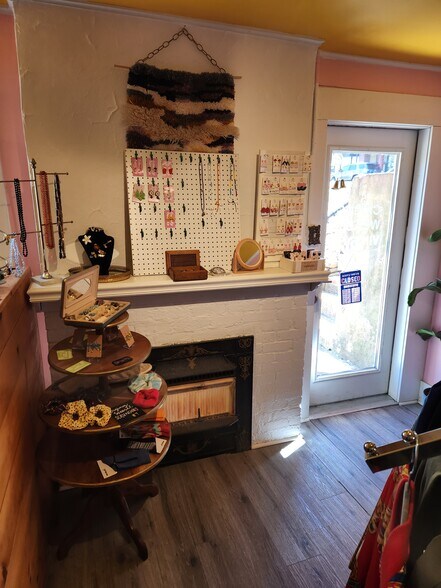 More Photos Of 2612 Kavanaugh Blvd, Little Rock Storefront For Lease