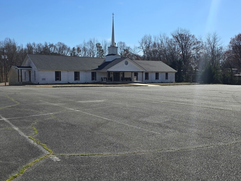 Primary Photo Of 517 Pleasant Ave, Kannapolis Religious Facility For Sale