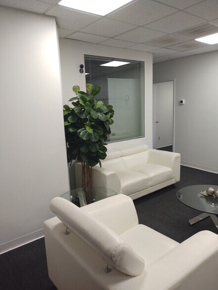 More Photos Of 35 Journal Sq, Jersey City Coworking Space