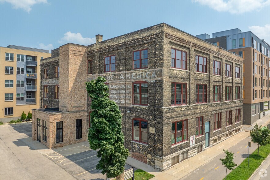 More Photos Of 301 S Blount St, Madison Loft Creative Space For Lease