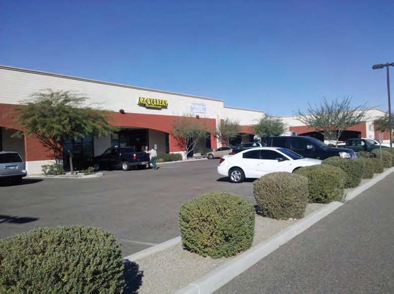 More Photos Of 6808 N Dysart Rd, Glendale General Retail For Sale