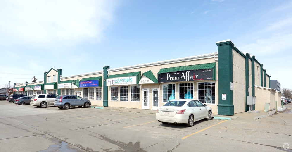 More Photos Of 10019 166 St NW, Edmonton Showroom For Sale