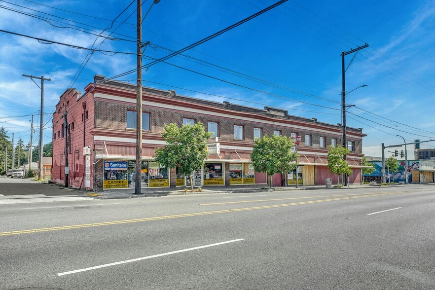 Primary Photo Of 803-809 S 38th St, Tacoma Storefront Retail Office For Sale