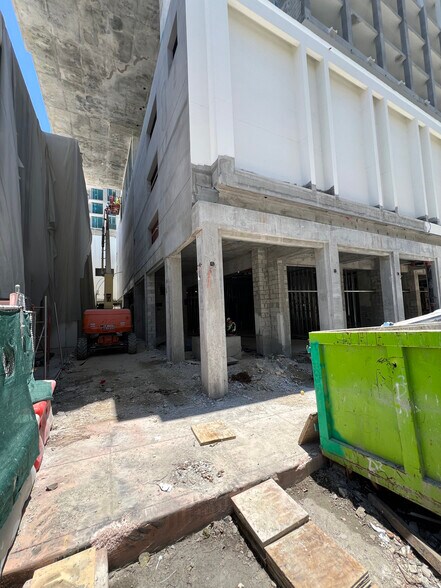More Photos Of 4011 Salzedo St, Coral Gables Apartments For Lease