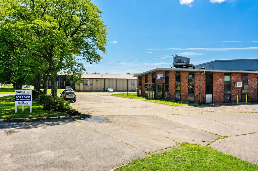 Primary Photo Of 481 Sullivan Ave, South Windsor Manufacturing For Lease