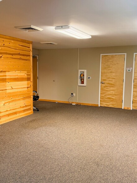 More Photos Of 206 E State St, Black Mountain Office For Lease
