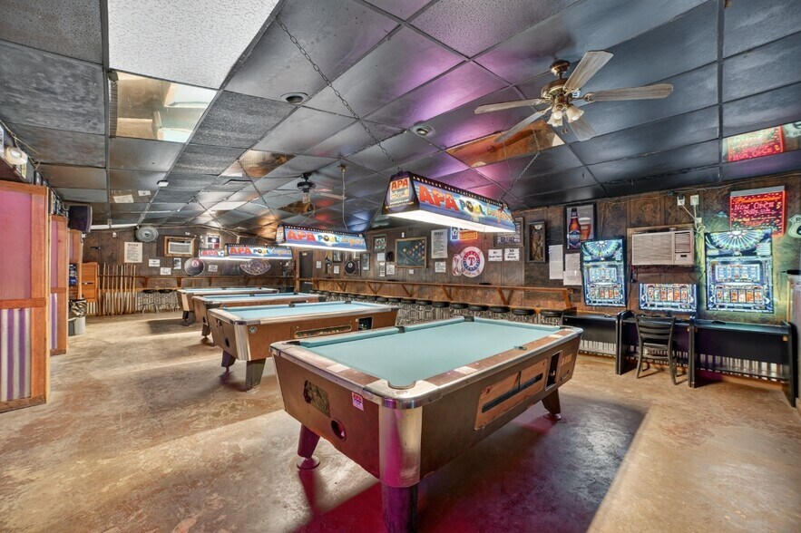 More Photos Of 304 FM 148, Terrell Sports And Entertainment For Sale