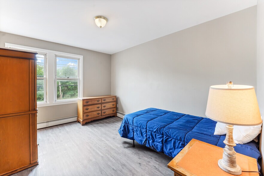 More Photos Of 3347 W Ridge Pike, Limerick Restaurant For Sale