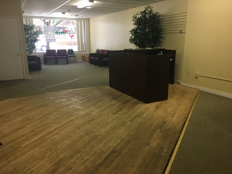 More Photos Of 919 W. Hamilton St, Allentown Storefront Retail Residential For Lease