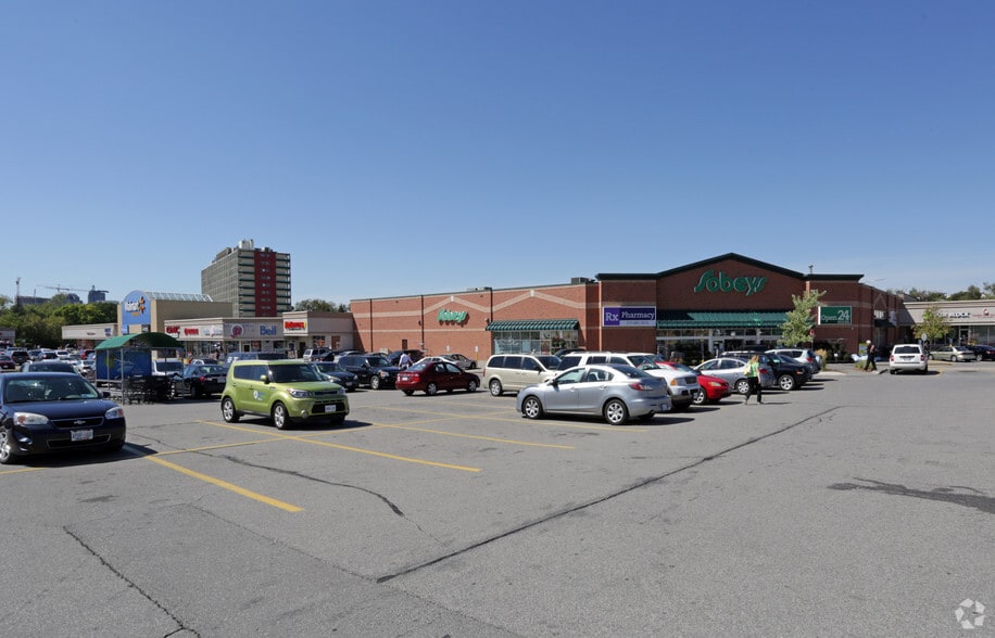 More Photos Of 94 Bridgeport Rd E, Waterloo General Retail For Lease