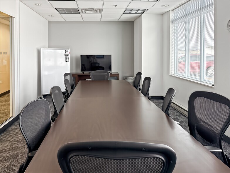 More Photos Of 3523 45th St S, Fargo Coworking Space