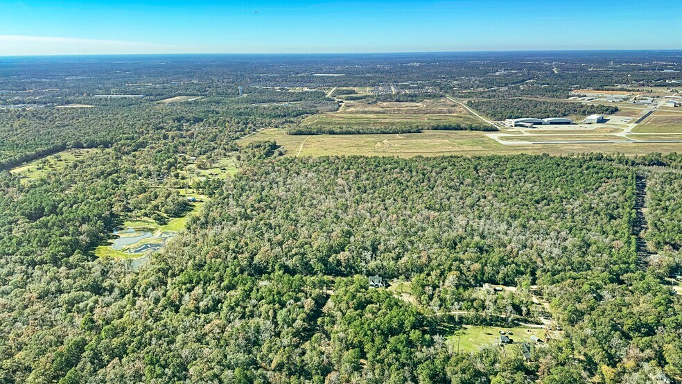 More Photos Of 0 Mockingbird Hill, Conroe Land For Sale