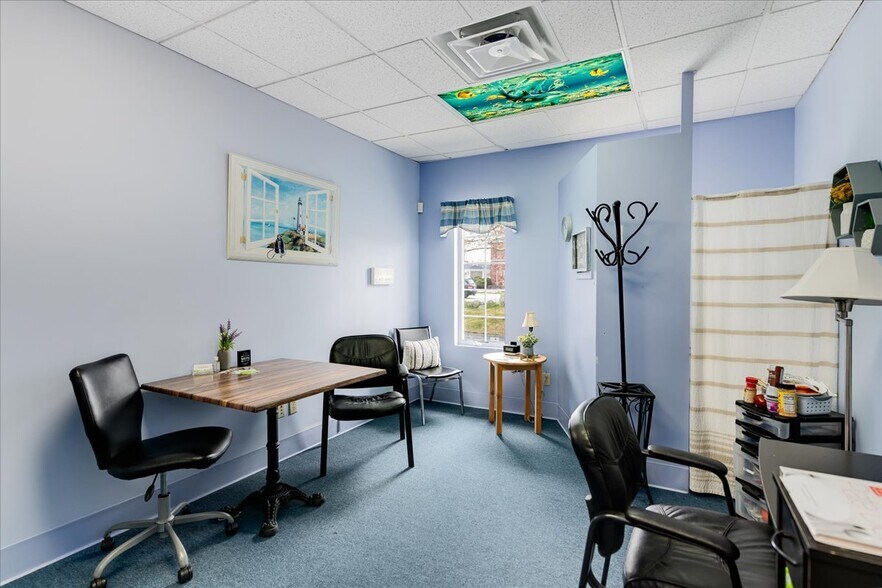 More Photos Of 207 Stage Rd, Hampstead Medical For Lease