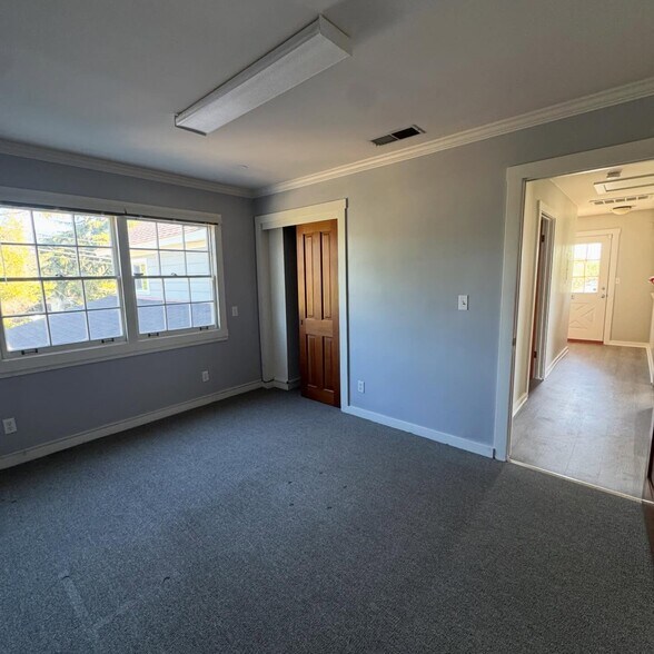 More Photos Of 25 Carlo Dr, Goleta Office Residential For Lease