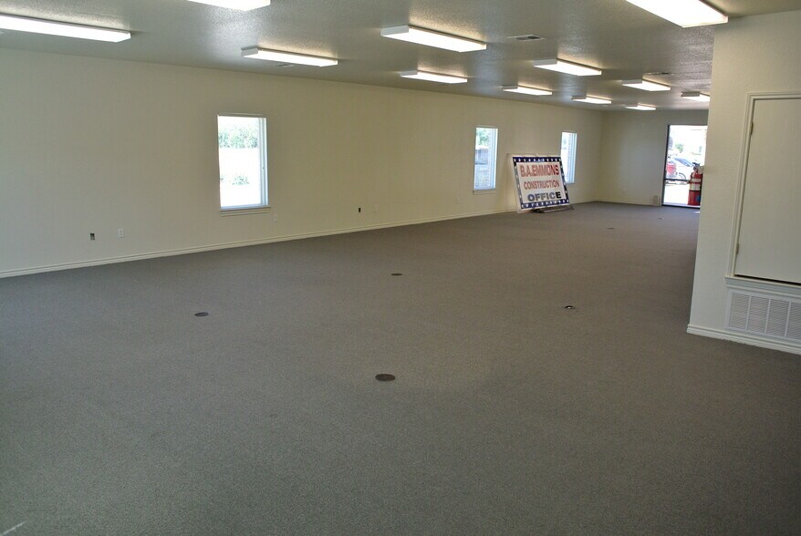 More Photos Of 4003 W Stan Schlueter Loop, Killeen Medical For Sale