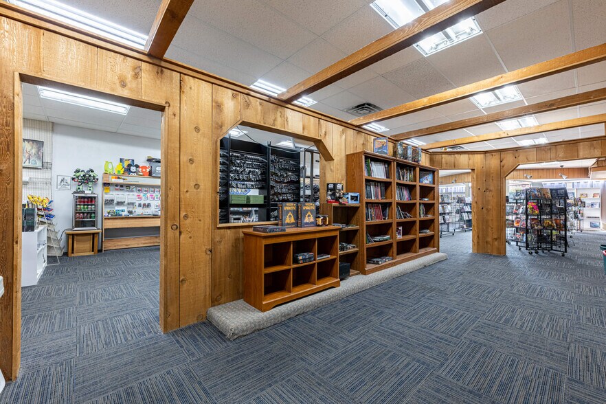 More Photos Of 13-15 W Main St, Fairborn Storefront For Sale