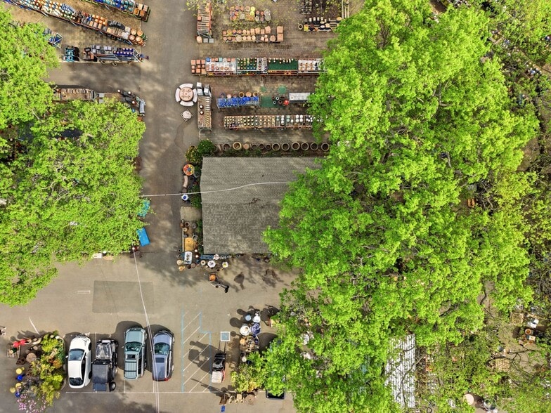 More Photos Of 5930 Cherry Glen Rd, Vacaville Garden Center For Sale