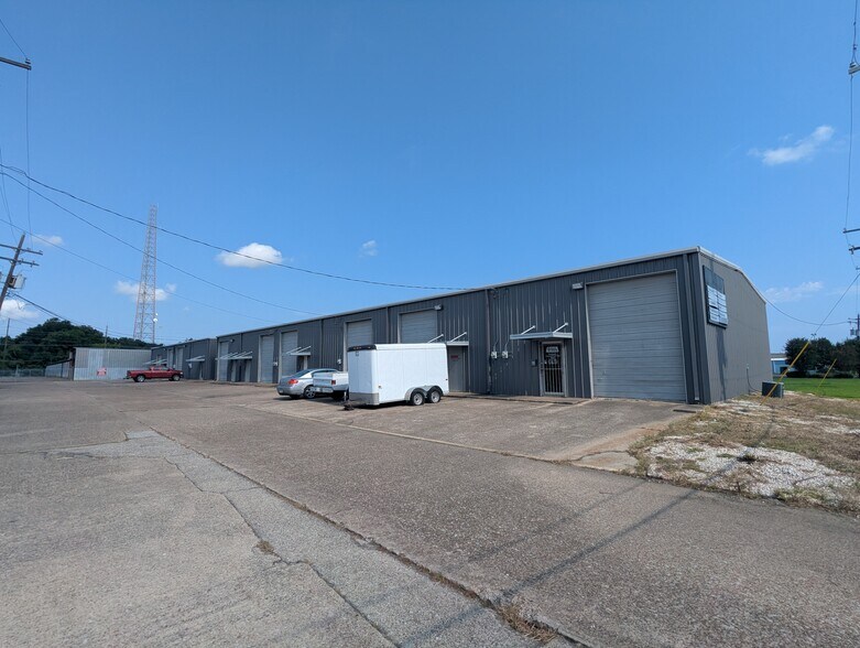 More Photos Of 51-89 Sawyer St, Beaumont Flex For Sale