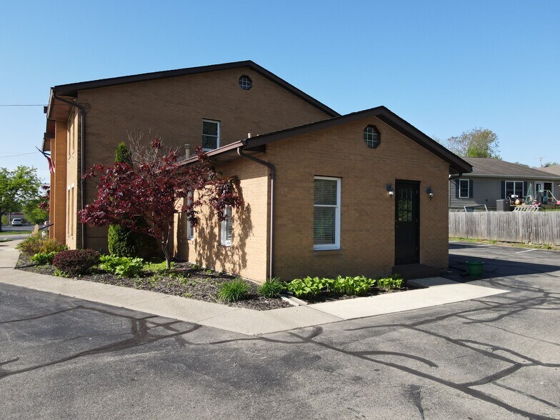More Photos Of 74 N Orange St, Xenia Medical For Lease