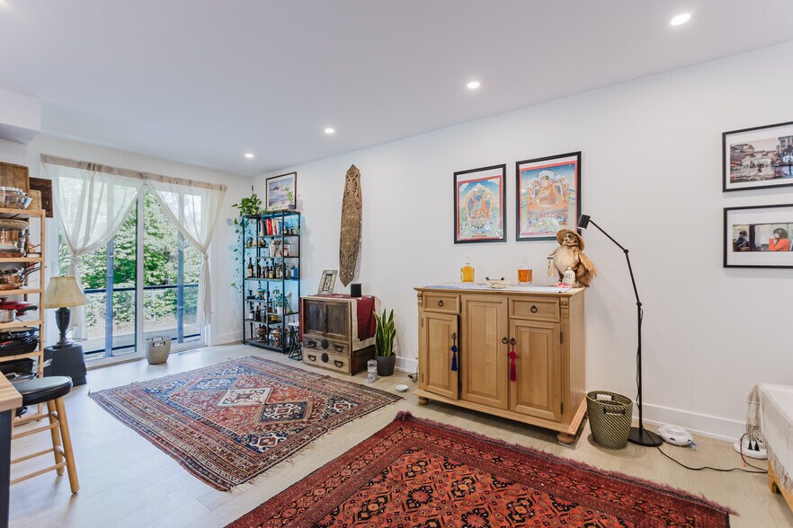 More Photos Of 62 Columbus Av, Ottawa Multifamily For Sale