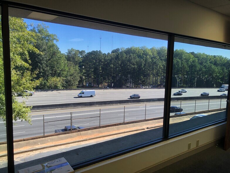 More Photos Of 2707 Buford Hwy, Atlanta Office For Sale