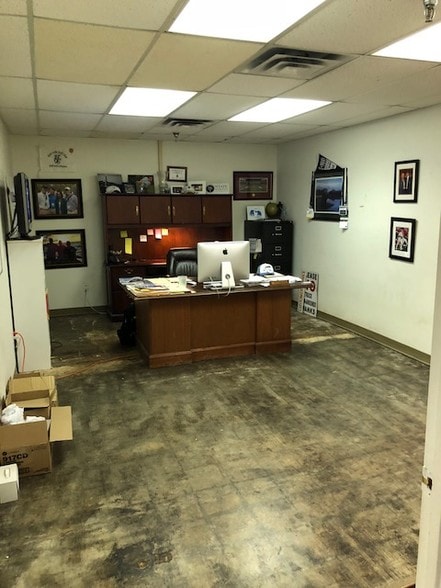 More Photos Of 3625 1st Ave S, Birmingham Warehouse For Sale