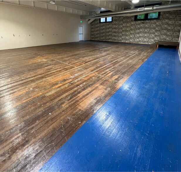More Photos Of 2135 Sutter St, San Francisco Religious Facility For Lease
