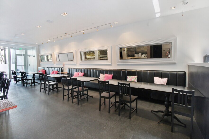 More Photos Of 1542 Washington Ave, Miami Beach Restaurant For Sale